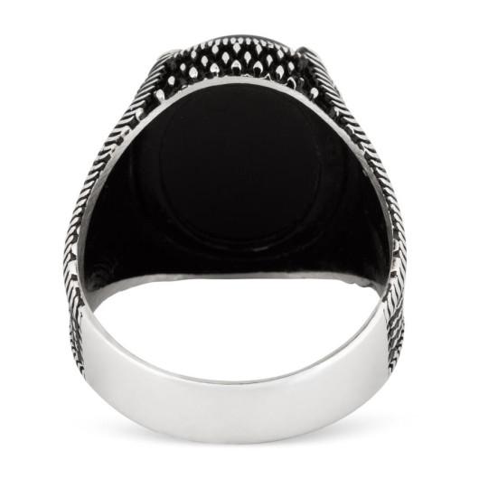 Dot Patterned Oval Design Silver Men's Ring With Black Onyx Stone