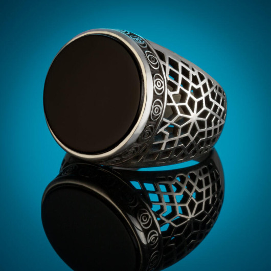 925 Silver Men's Ring With A Round Black Onyx Stone