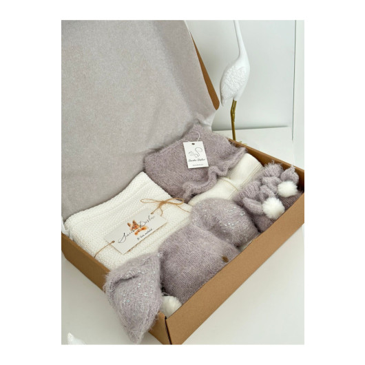 Newborn Baby Gift Box Hand Knitted Romper 0 12 Months Lilac