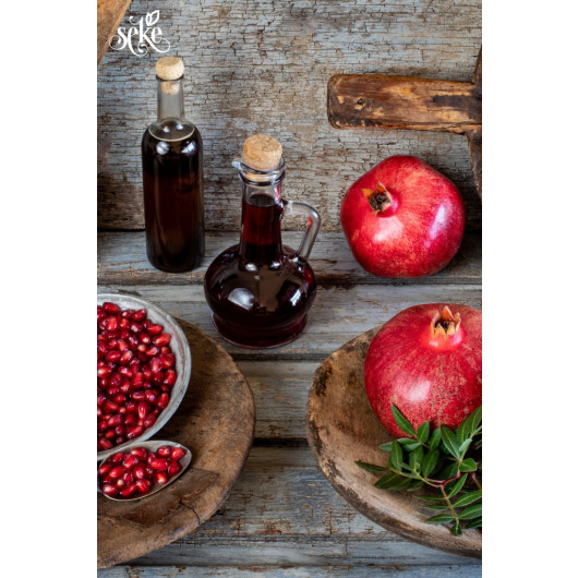 Cold Pressed Pomegranate Seed Oil Glass Bottle With Dropper 20 Ml