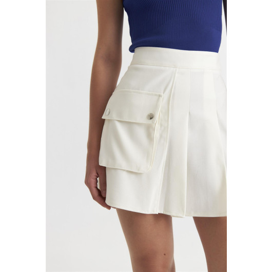 Pleated Ecru Mini Skirt With Cargo Pocket