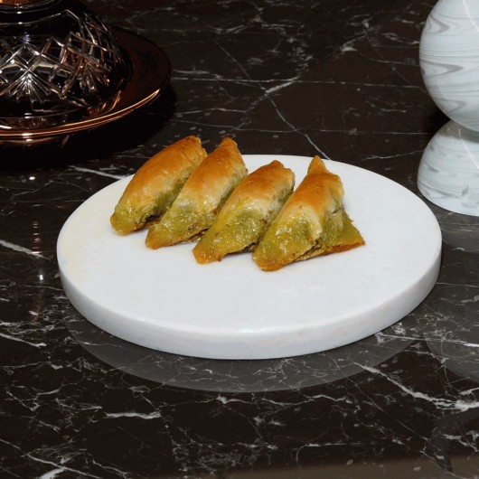 Turkish Baklava In The Form Of Triangles 500G