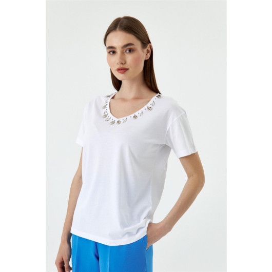 Stone Detailed Short Sleeve White Women's T-Shirt