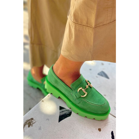 حذاء لوفر نسائي شامواه بإبزيم رفيع لون اخضر Agnes