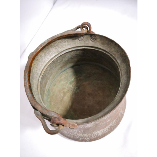 Small Copper Bucket In The Shape Of Antique Hand-Made And Elegant / Copper Antiques