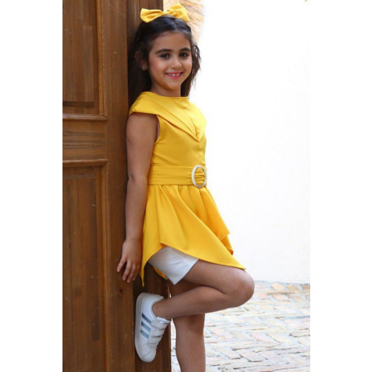 Girls Set Of Shorts And A Blouse With A Yellow Belt