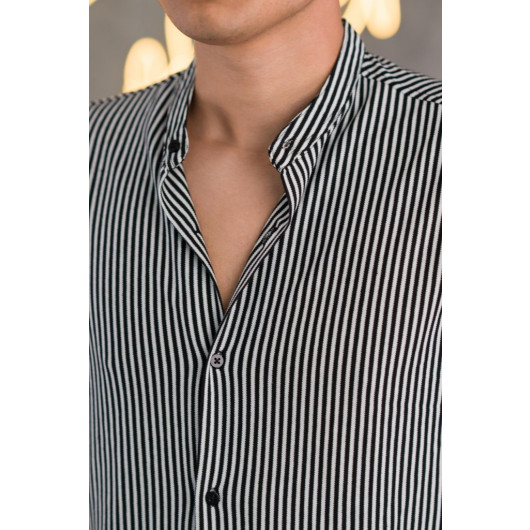Slim Fit Judiciary Collar Striped Lycra Men's Summer Shirt