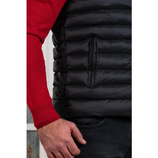 Men's Quilted Vest With Slimfit Steel Collar Zipper Closure