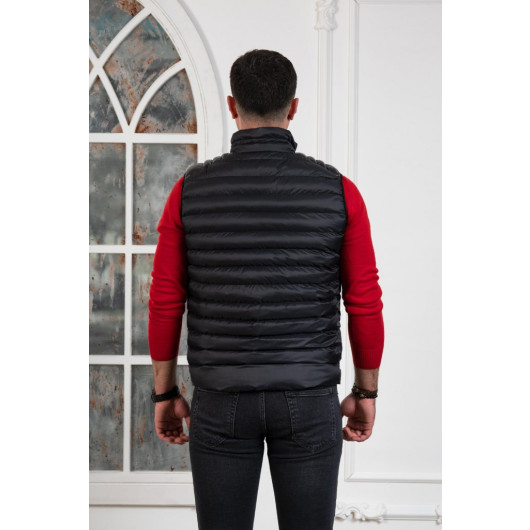 Men's Quilted Vest With Slimfit Steel Collar Zipper Closure