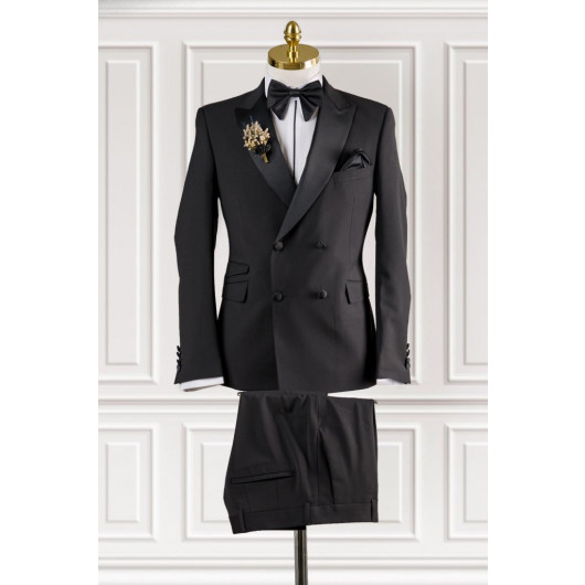 Torres Shipped Suit Suit