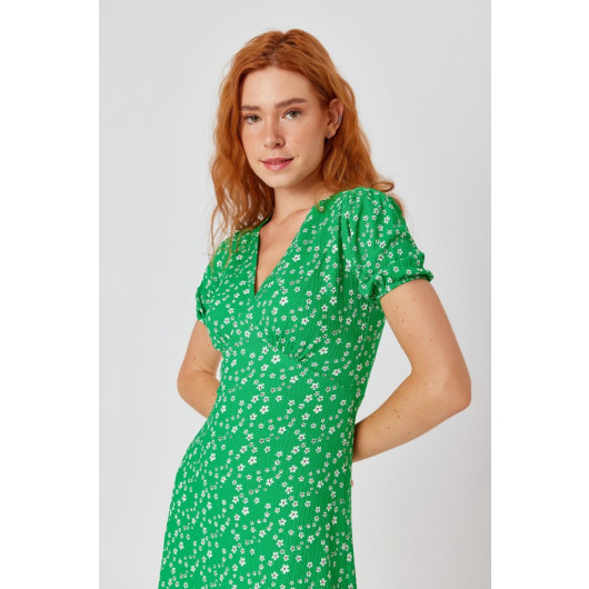 V Neck Lycra Floral Midi Length Green Dress