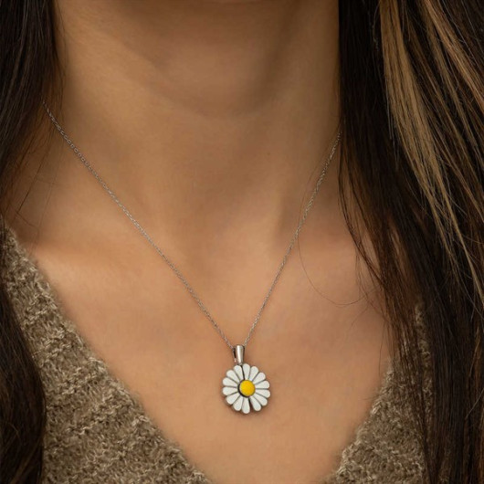 Gms Personalized Daisy Women's Silver Necklace