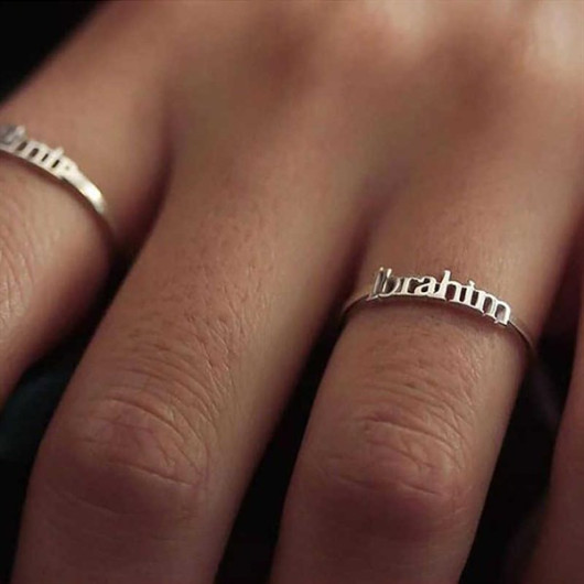 خاتم فضة نسائي مزين بكتابة اسم حسب الطلب