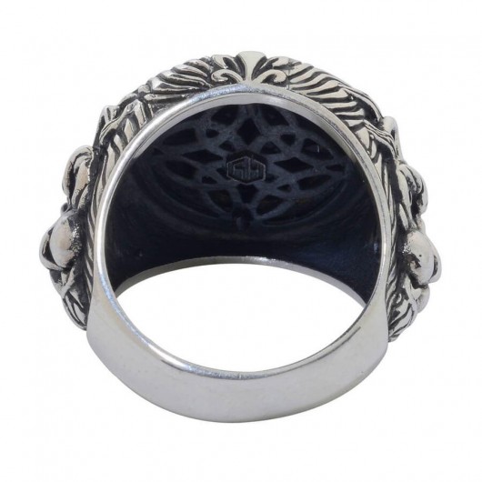 Men's Silver Ring With A Lion Engraving With A Black Onyx Stone