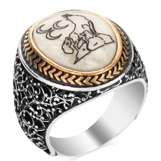 Three Crescent Gray Wolf Motif On Mother-Of-Pearl Silver Ring