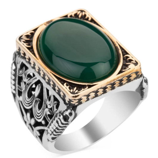 خاتم فضة للرجال عيار 925 مزخرف الجوانب ومرصع بحجر العقيق الأخضر شكل بيضوي