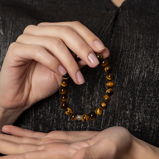 Silver Diamond Pattern Sphere Cut Tiger Eye Bracelet