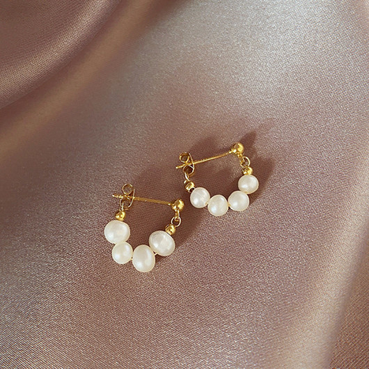 Gold Plated Women Pearl Earring On Metal Alloy