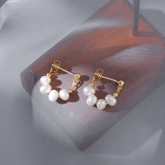 Gold Plated Women Pearl Earring On Metal Alloy