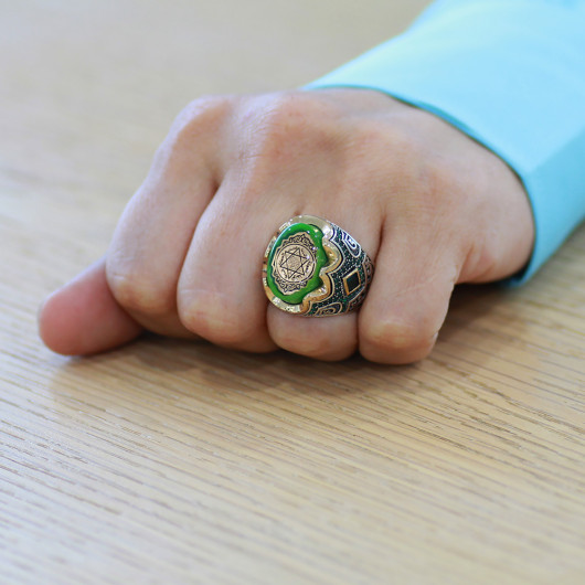 Silver Men Ring With Seal Of Solomon Embroidered On Green Amber