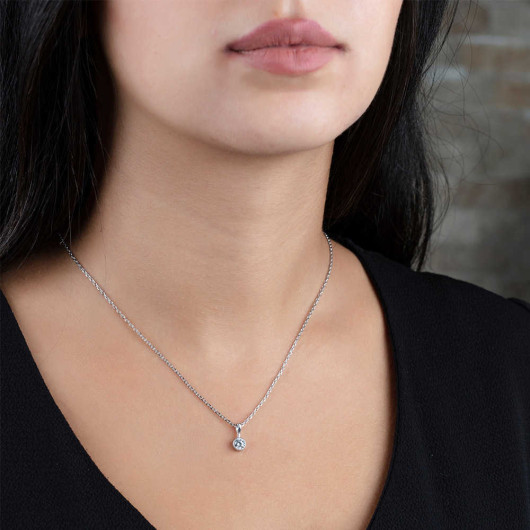 Elegant Design Zircon Single Stone Silver Women Necklace