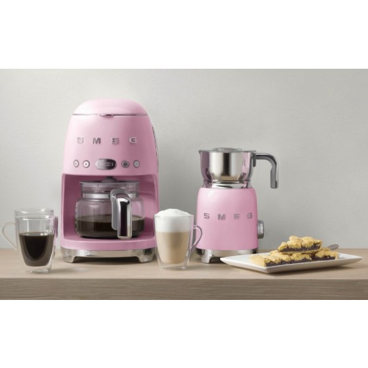 ماكينة قهوة بالفتر باللون الوردي Dcf02Pgeu Smeg