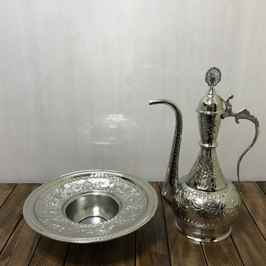 Ewer With Copper Embroidered Basin