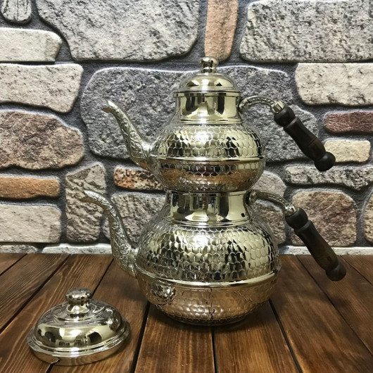طقم اباريق شاي تركي من النحاس بنقوش على شكل شمع العسل