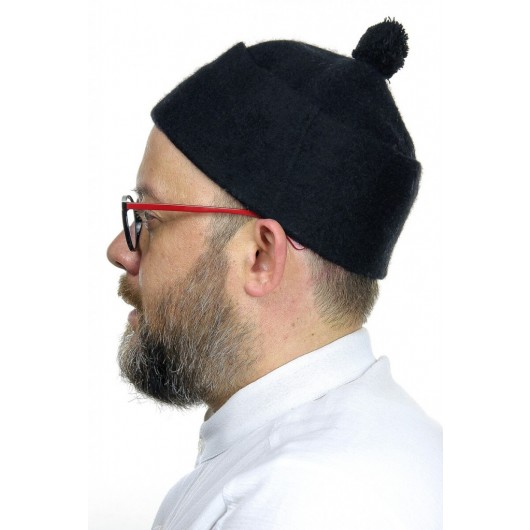 قبعة من صوف اللباد - بلون أسود