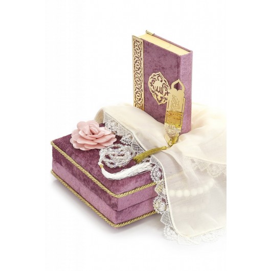 مجموعة هدية رائعة من قرآن كريم وحقيبة مخملية على شكل صندوق باللون الزهري