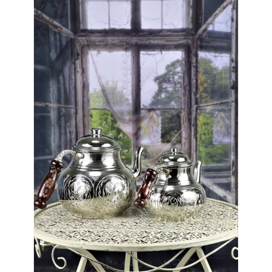Brass Teapot Set With Elaborate Chisel Engraving