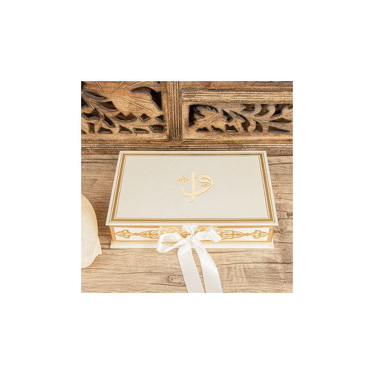 A Luxurious Mothers Day Gift Box With A Diverse Selection