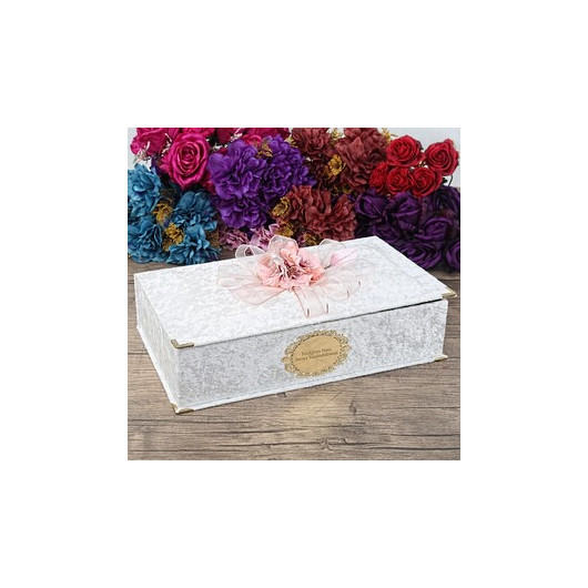 A Ramadan Gift Box In Velvet With Custom Text