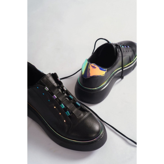 حذاء سنيكر نسائي بتصميم الهولوغرام لون أسود