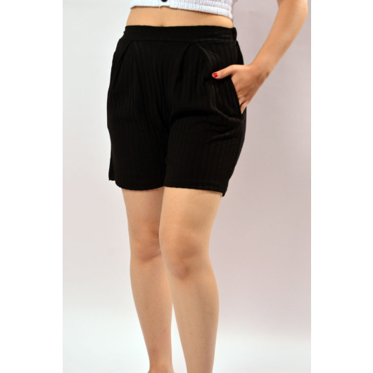 Women's Black Loose Pleated Shorts Do Not Show Underwear