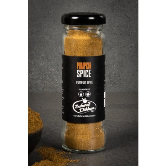 American Spice Mix Containing Cinnamon, Ginger, Allspice, Cloves And Nutmeg In A Glass Box