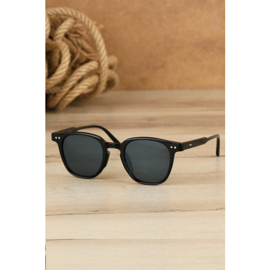 نظارات شمسية  كلاسيكية لون أسود للرجال
