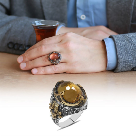 خاتم رجالي من الفضة عيار 925 بتصميم تاج الملك من حجر السلطانية