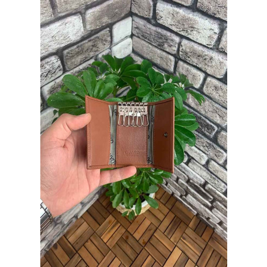 Guard Open Tan Leather Keychain