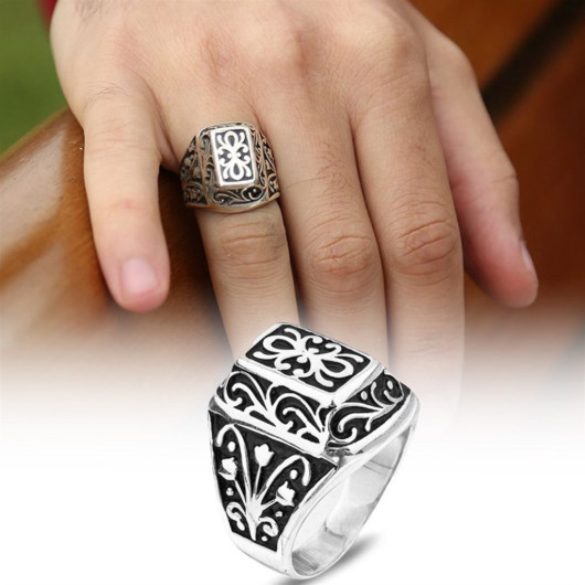 Licensed 925 Sterling Silver Valley Of The Wolves Ring