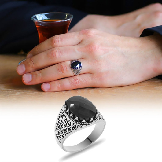 خاتم من الفضة عيار 925 بتصميم بيضاوي بحجر الزركون لون أسود