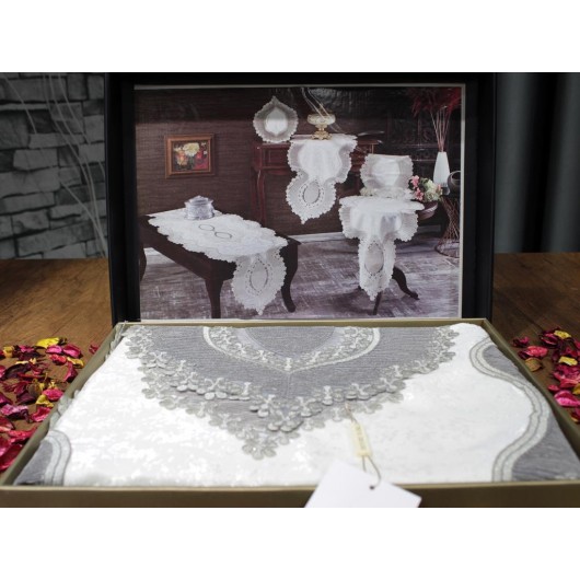 5-Piece Velvet Fabric Bedding Set For Living Room Cream-Silver Aygün
