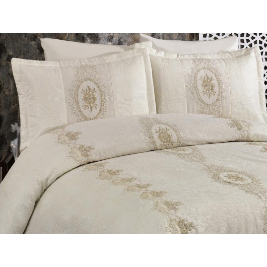 Beliza Cream Velvet Embroidered Double Bedspread