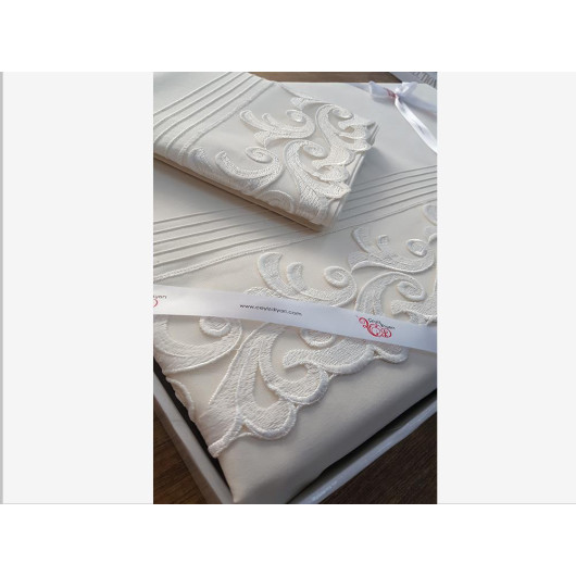 French Guipure Ribbed Belinda Duvet Cover Set Cream