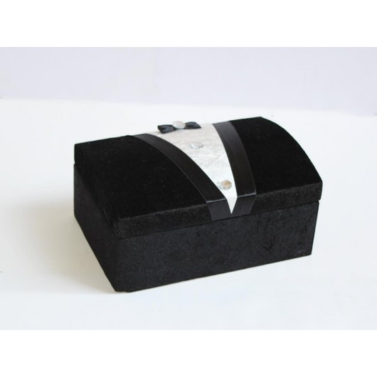 A Box Designed For The Groom's Suit, Made Of Velvet Fabric, Black