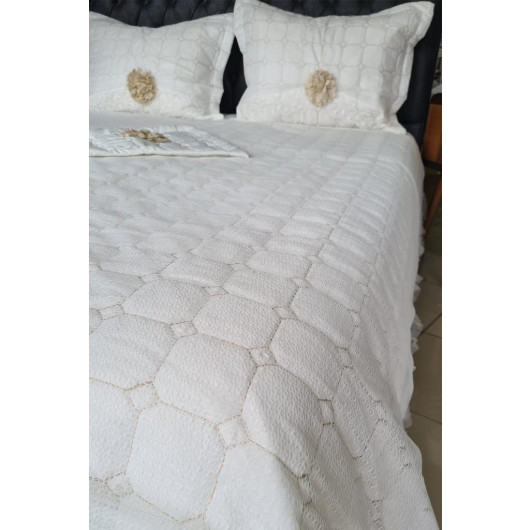 Elegant Double Bedspread Set Cream