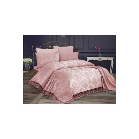 French Lace Bedspread In Powder/Light Pink Kure