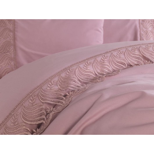 French Lace Duvet Cover Set In Powder/Light Pink Wave