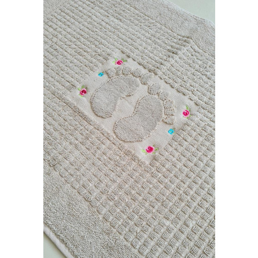 Güldestan Embroidered Foot Towel Cappucino