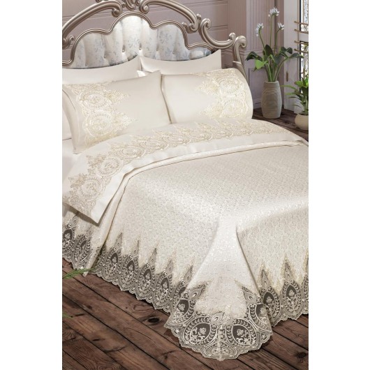 Cream French Lace 6-Piece Comforter Set Set